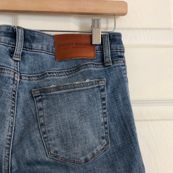 Lucky Brand light wash jeans - Picture 6 of 7